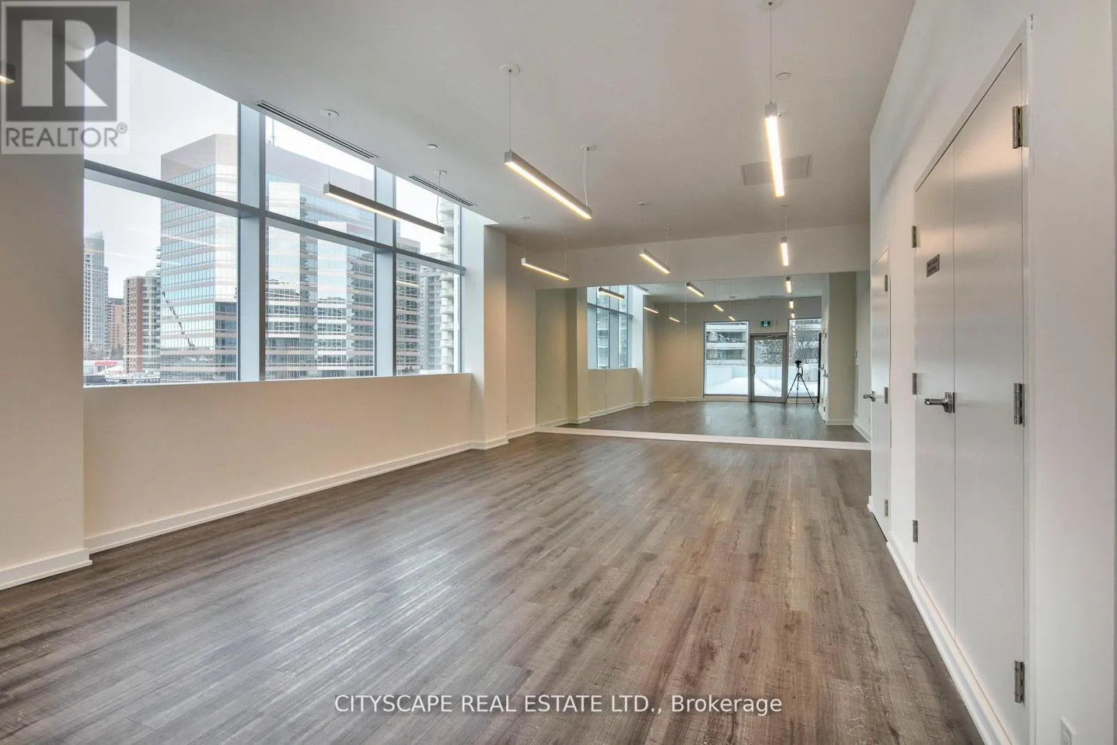 1201 - 5180 YONGE STREET