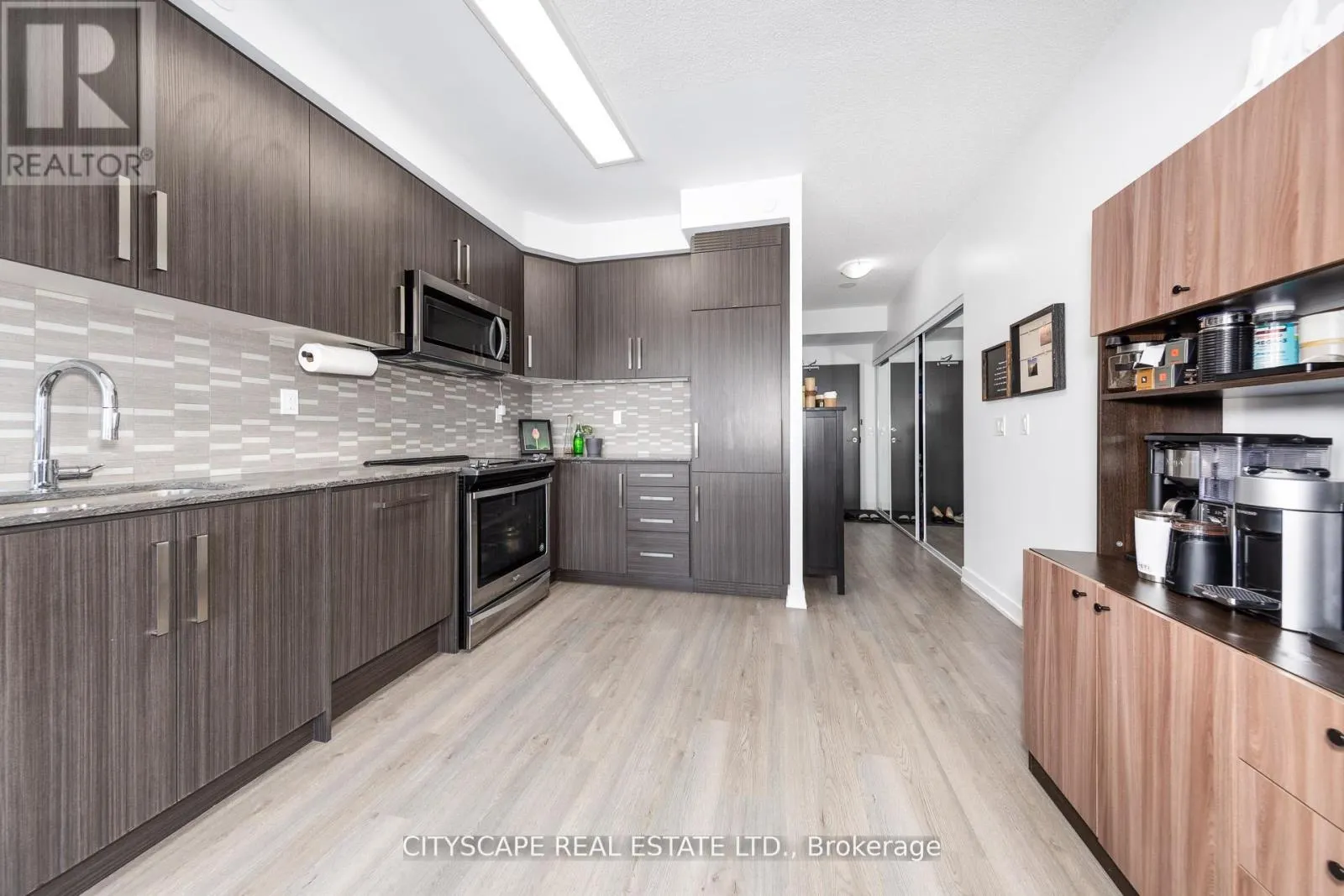 1201 - 5180 YONGE STREET