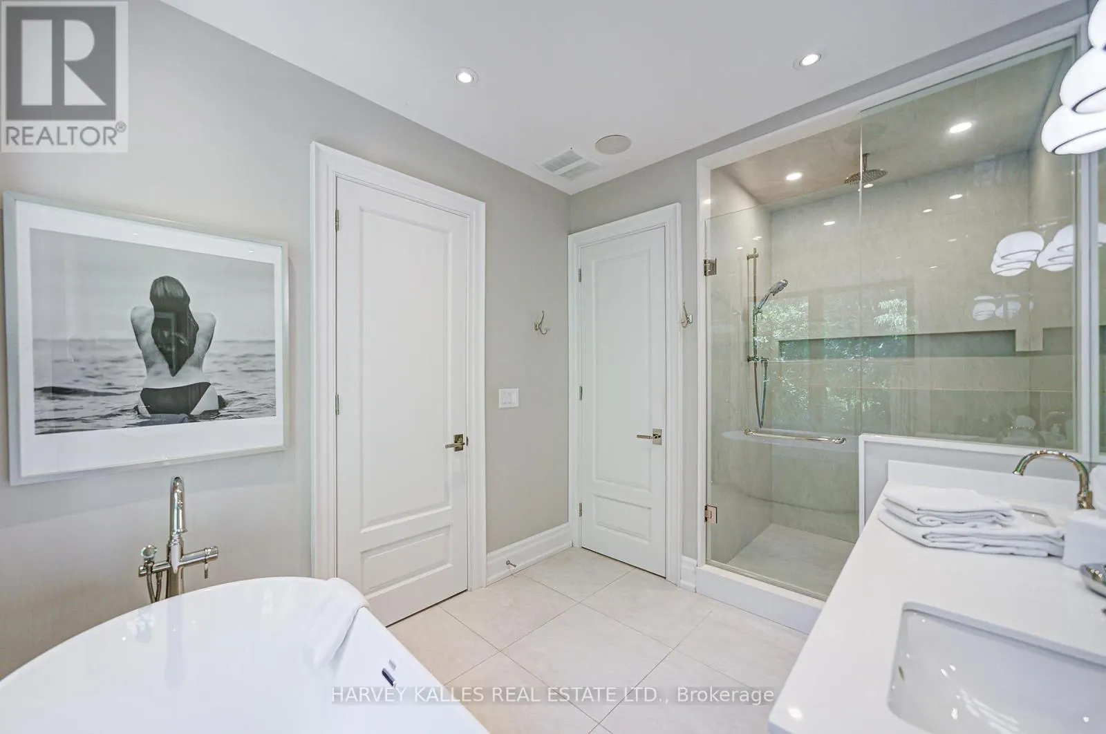 569 ARLINGTON AVENUE