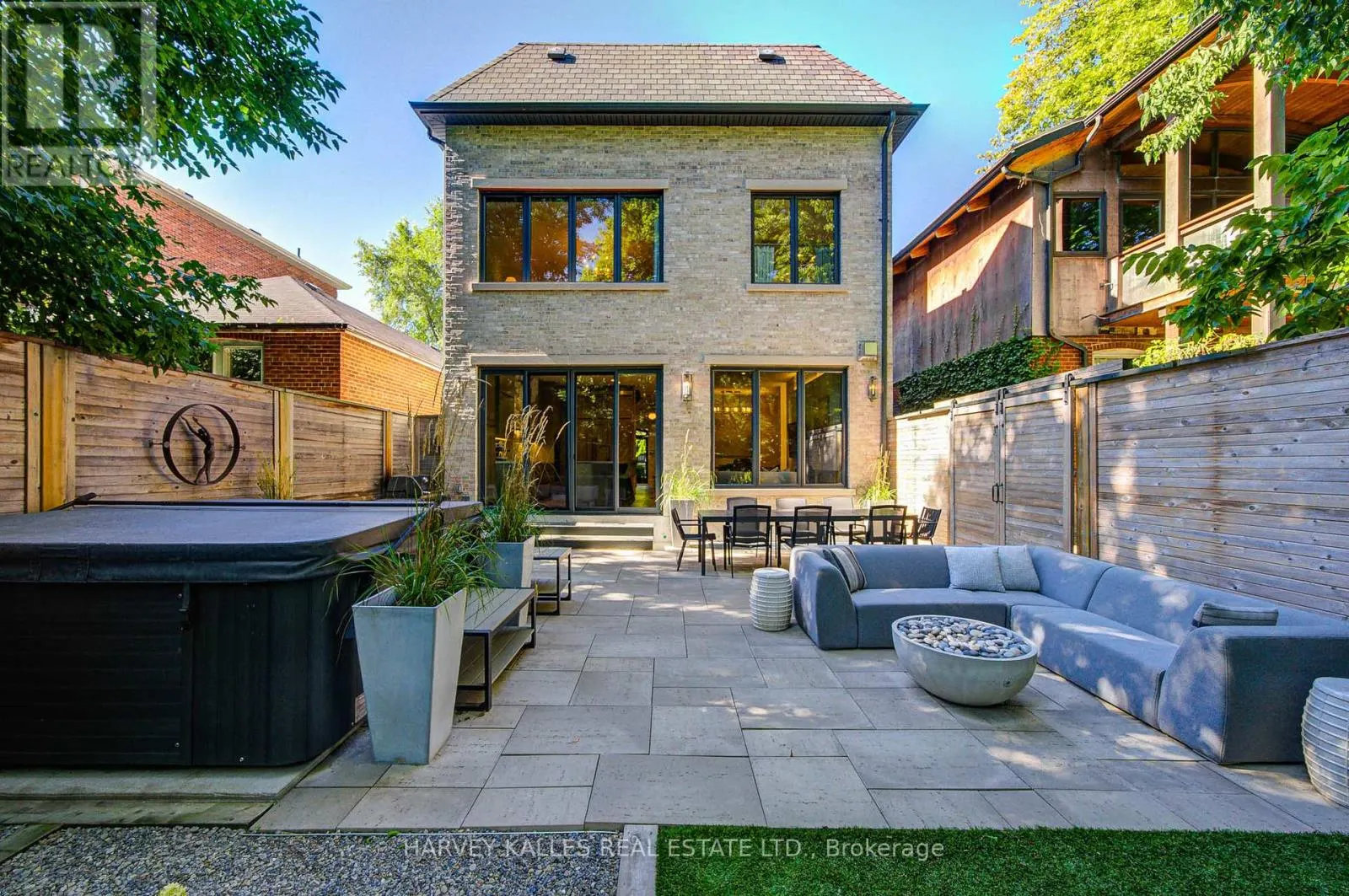 569 ARLINGTON AVENUE