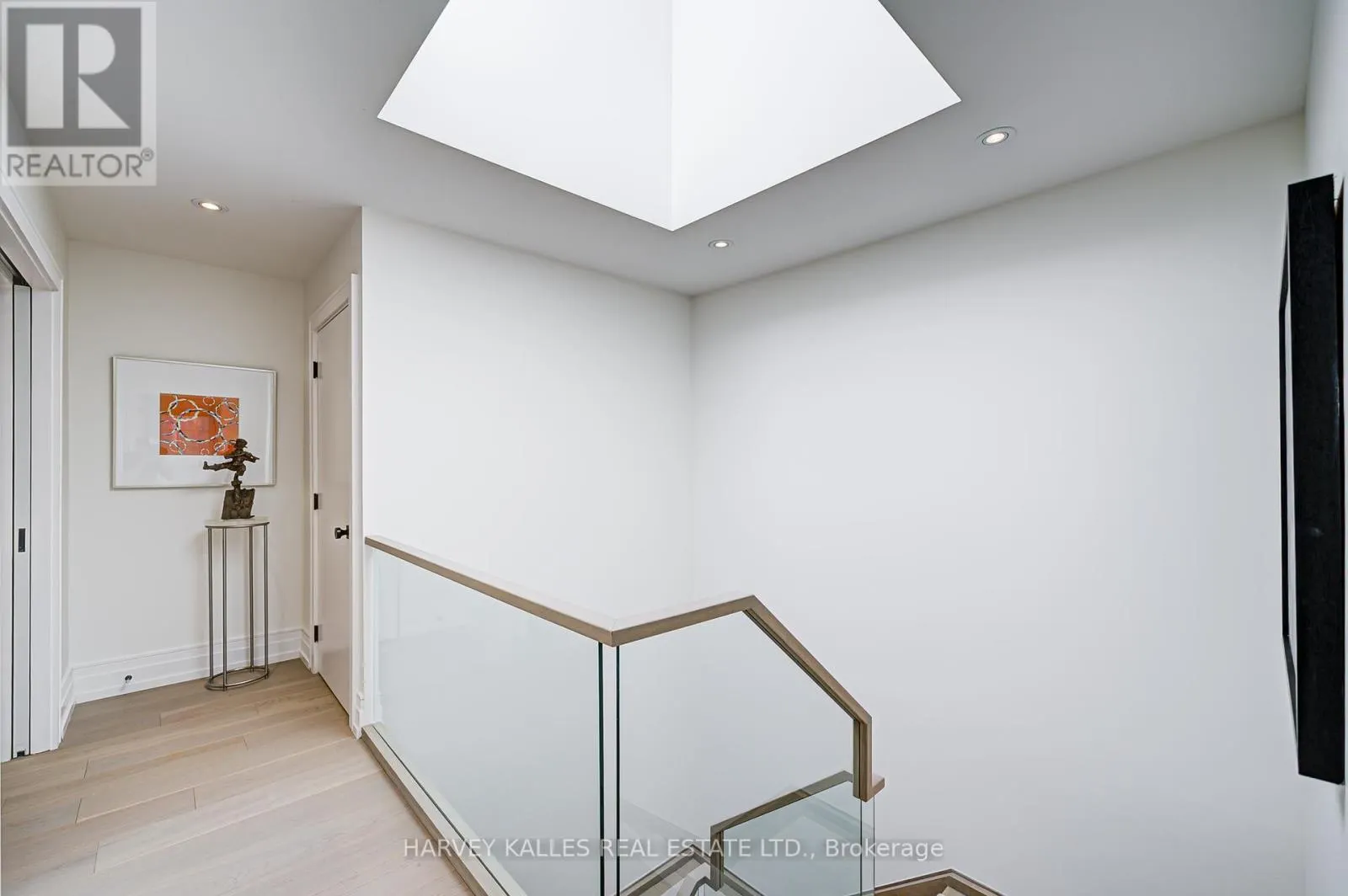 569 ARLINGTON AVENUE