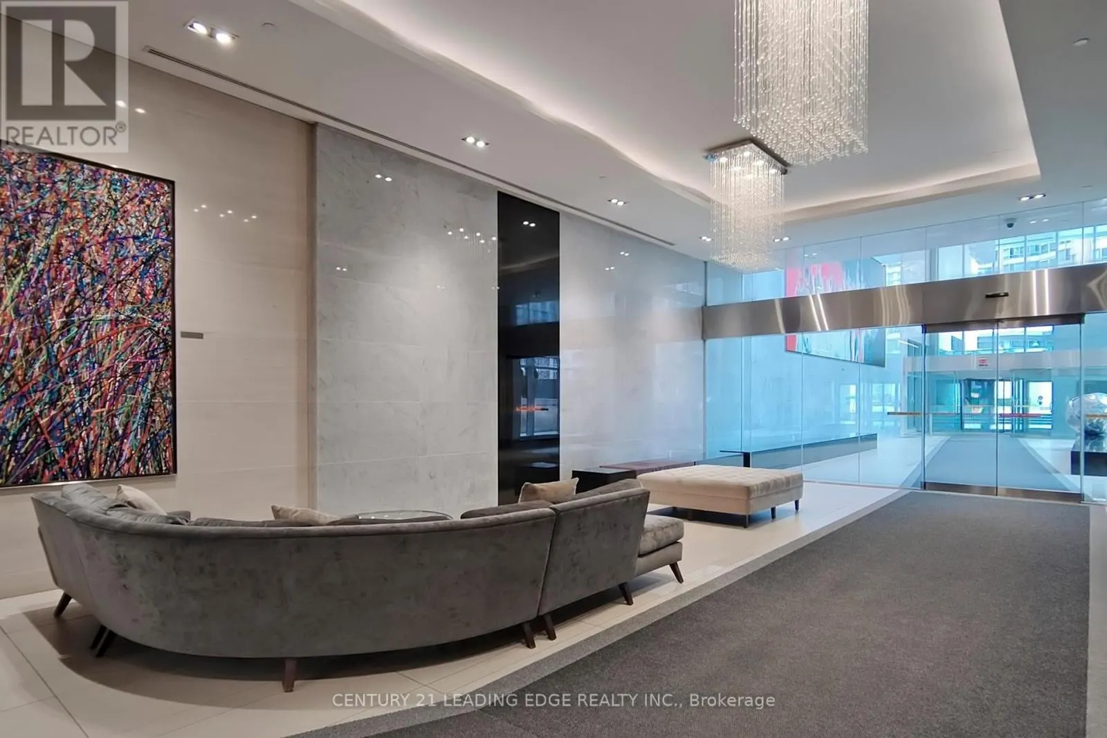 1904 - 386 YONGE STREET