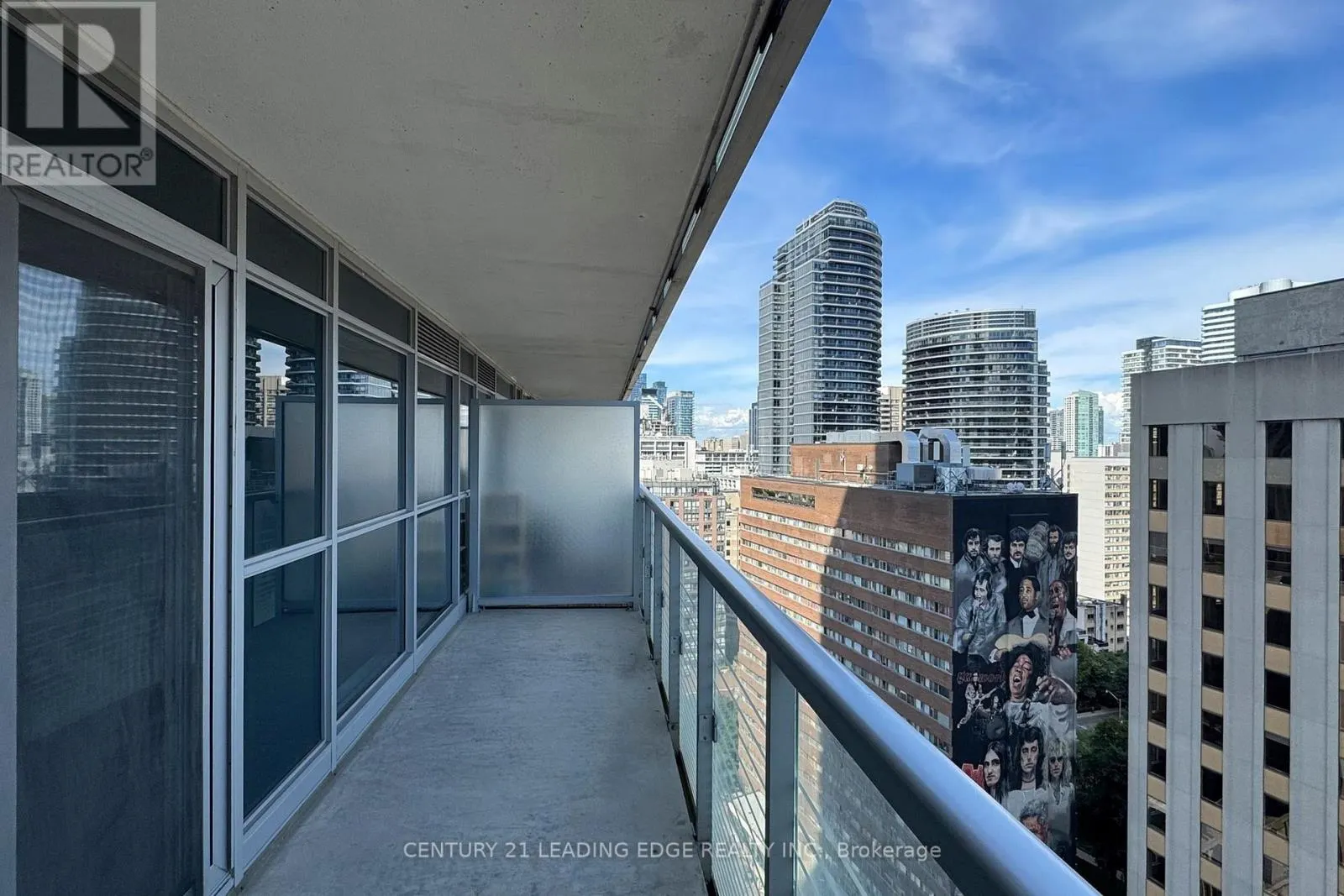 1904 - 386 YONGE STREET