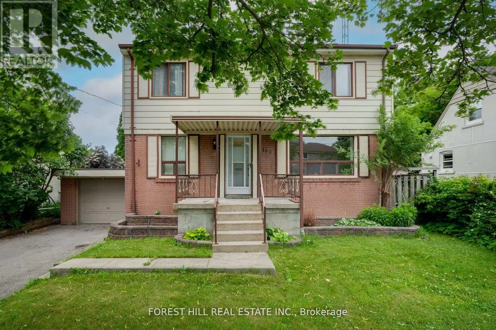 160 PLEASANT AVENUE