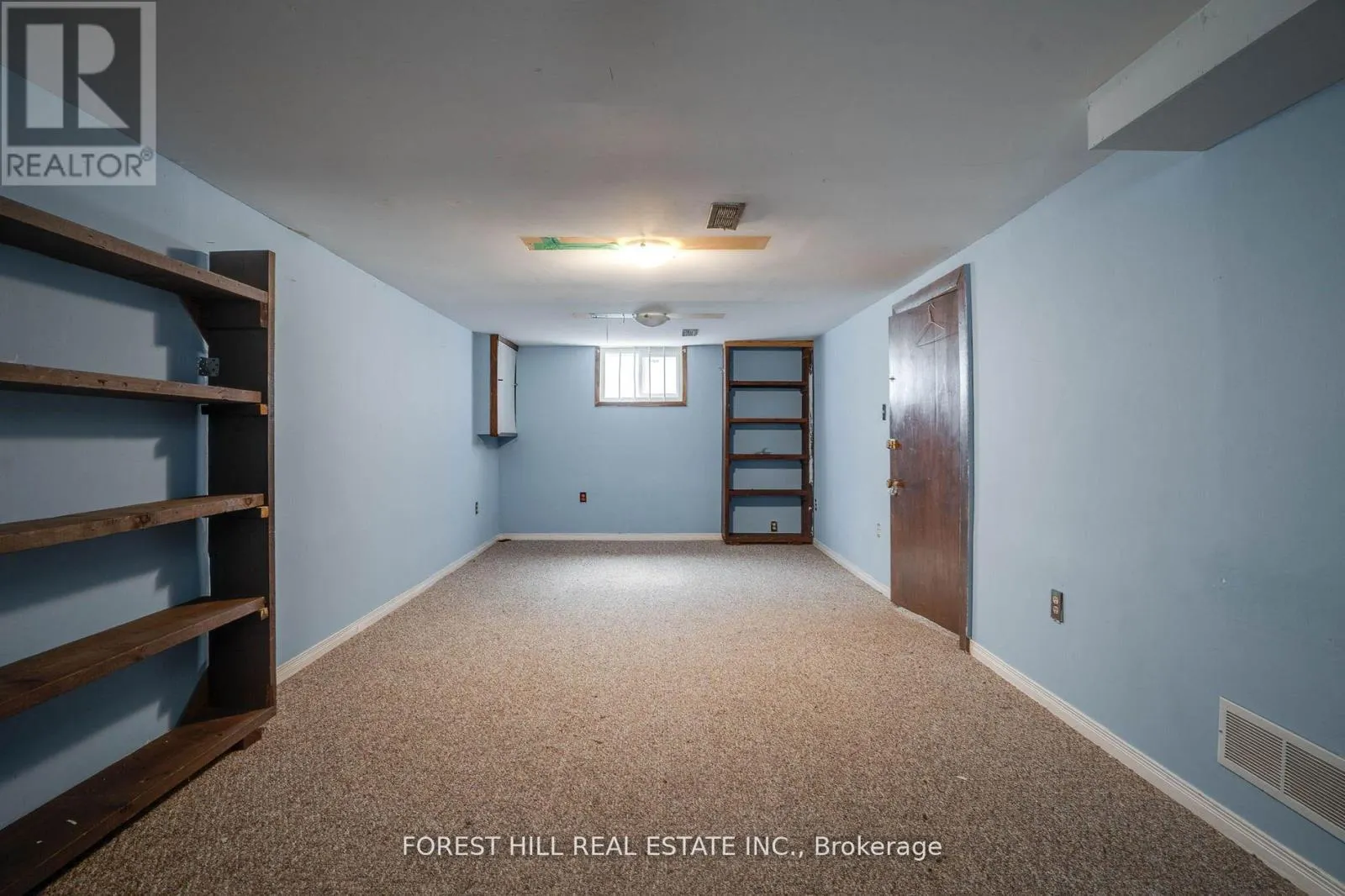 160 PLEASANT AVENUE