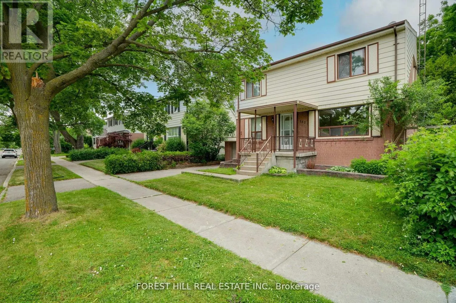 160 PLEASANT AVENUE