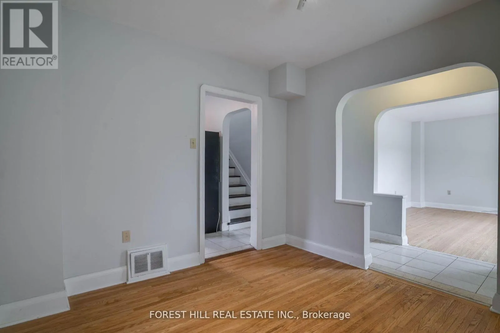160 PLEASANT AVENUE