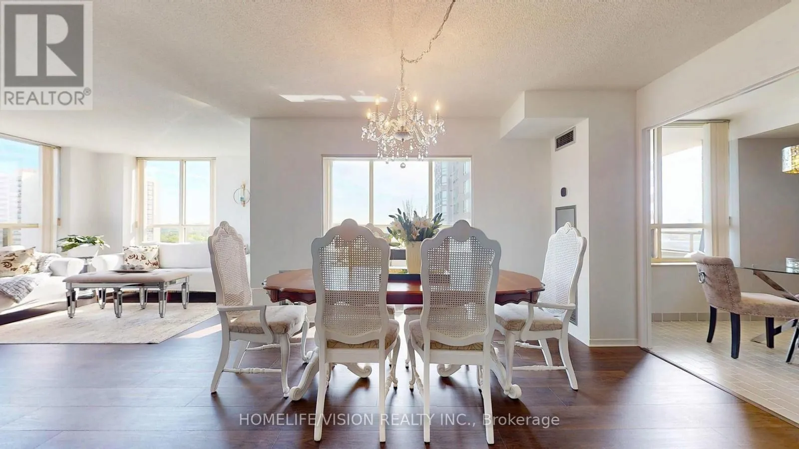 1706 - 205 WYNFORD DRIVE