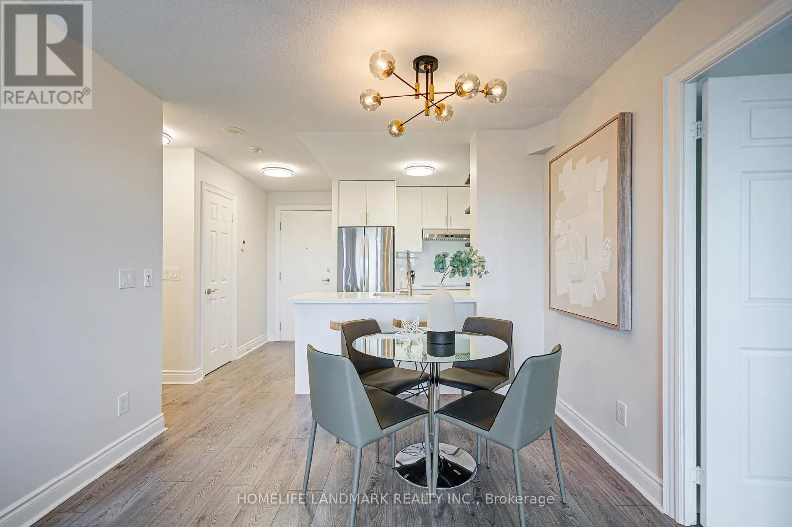 1011 - 15 GREENVIEW AVENUE