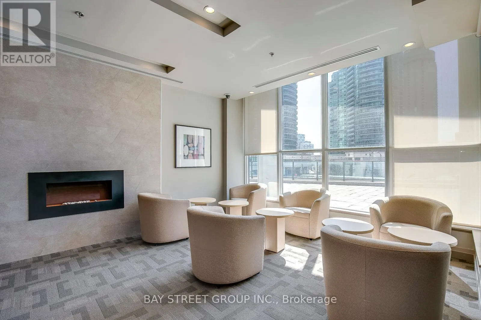 2704 - 33 BAY STREET