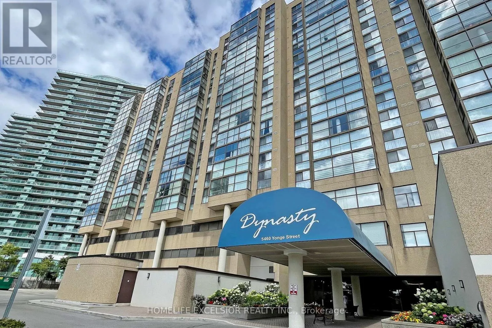 1801 - 5460 YONGE STREET