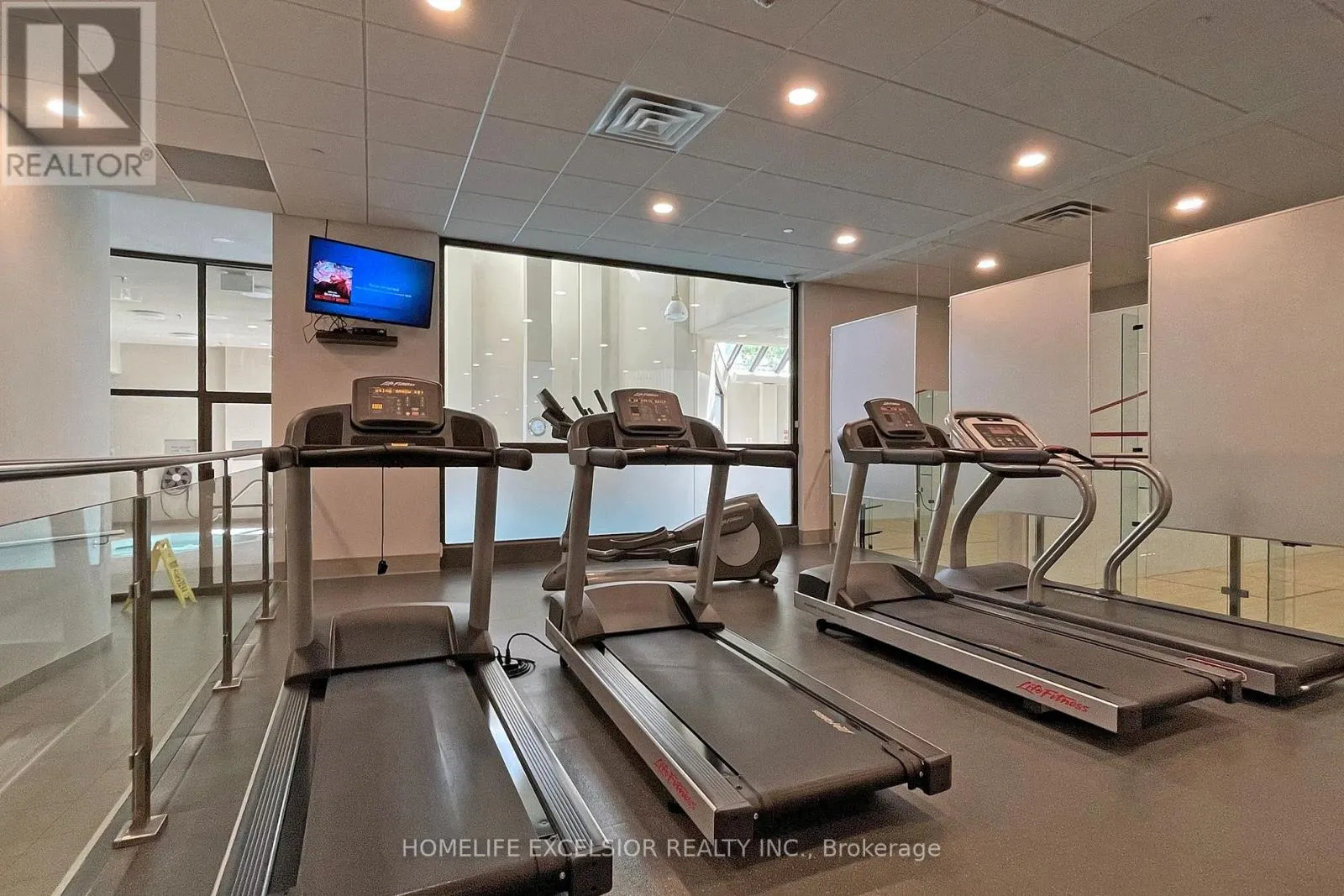 1801 - 5460 YONGE STREET