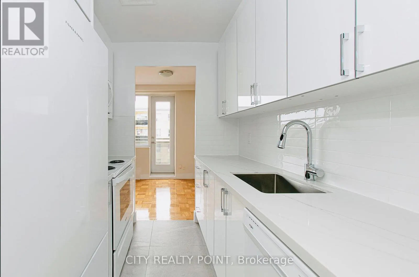408 - 2 GRANDSTAND PLACE