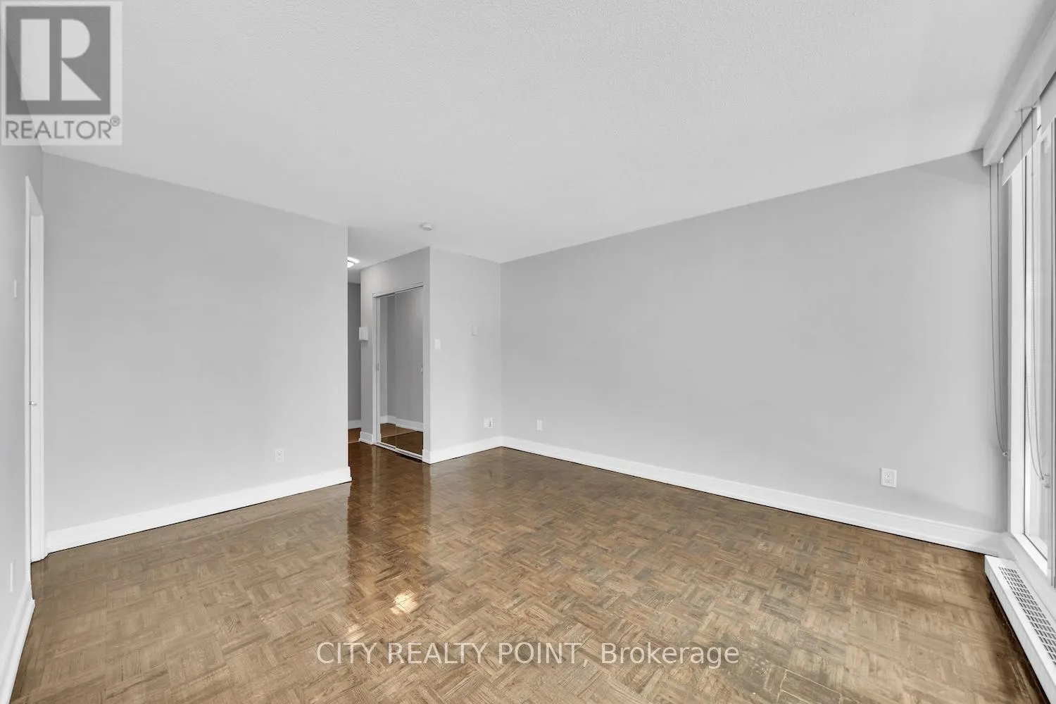 2513 - 33 ISABELLA STREET