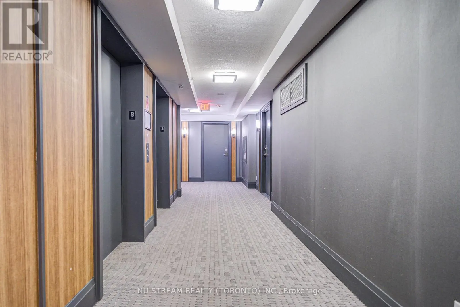 E810 - 555 WILSON AVENUE