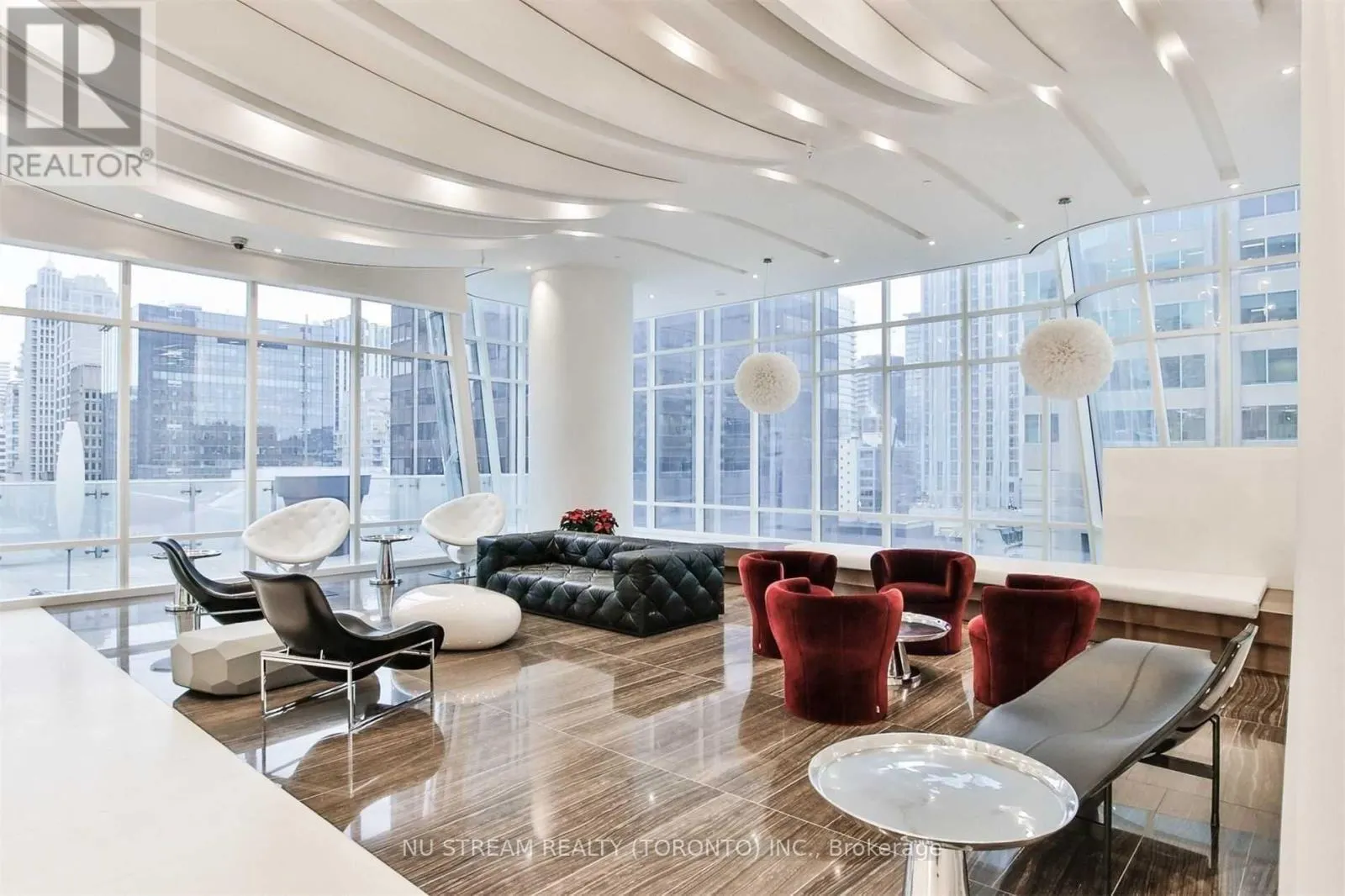 1701 - 1 BLOOR STREET E