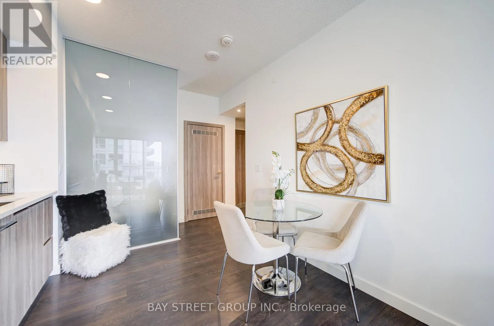 1507 - 27 MCMAHON DRIVE