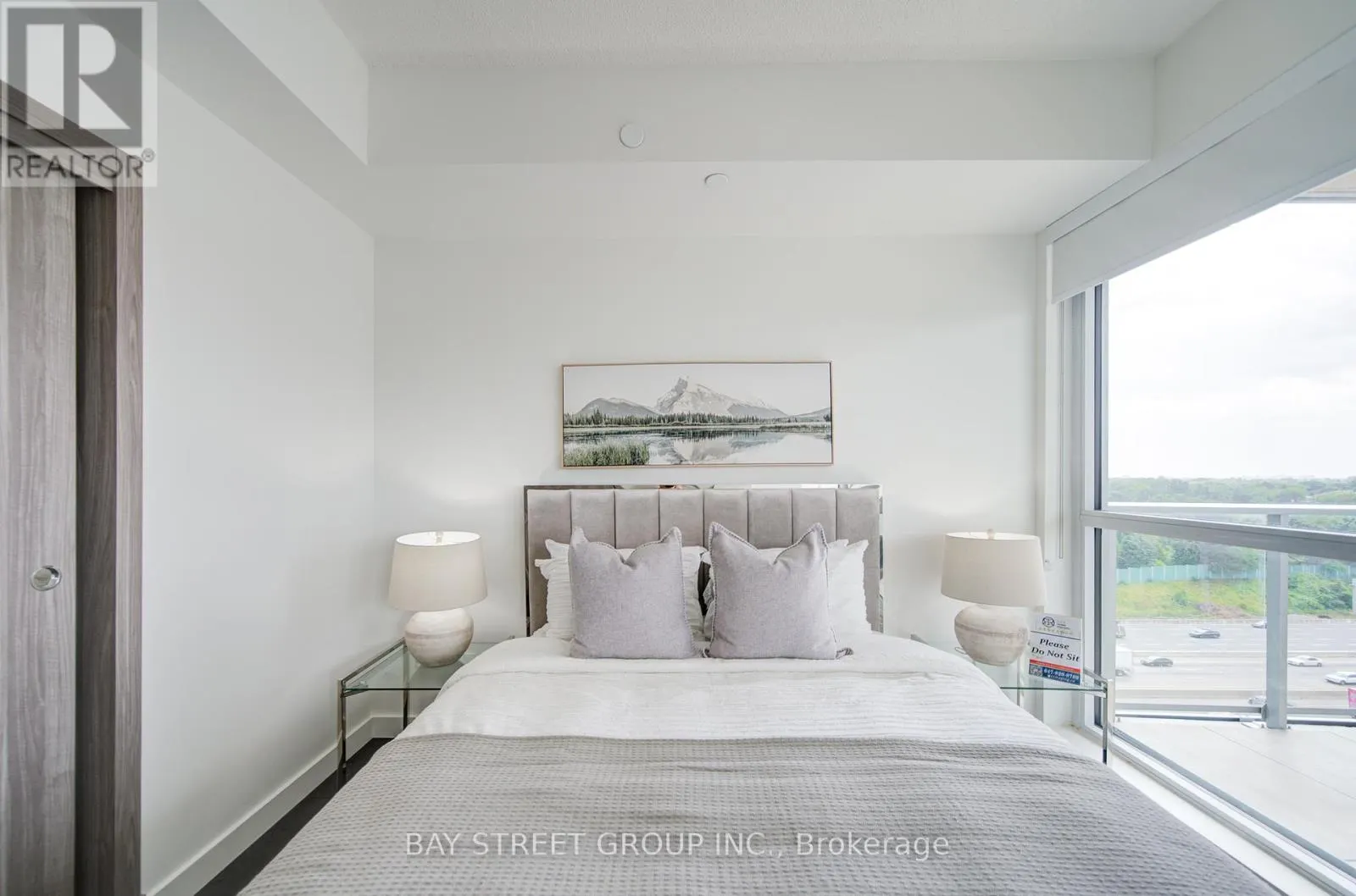 1507 - 27 MCMAHON DRIVE