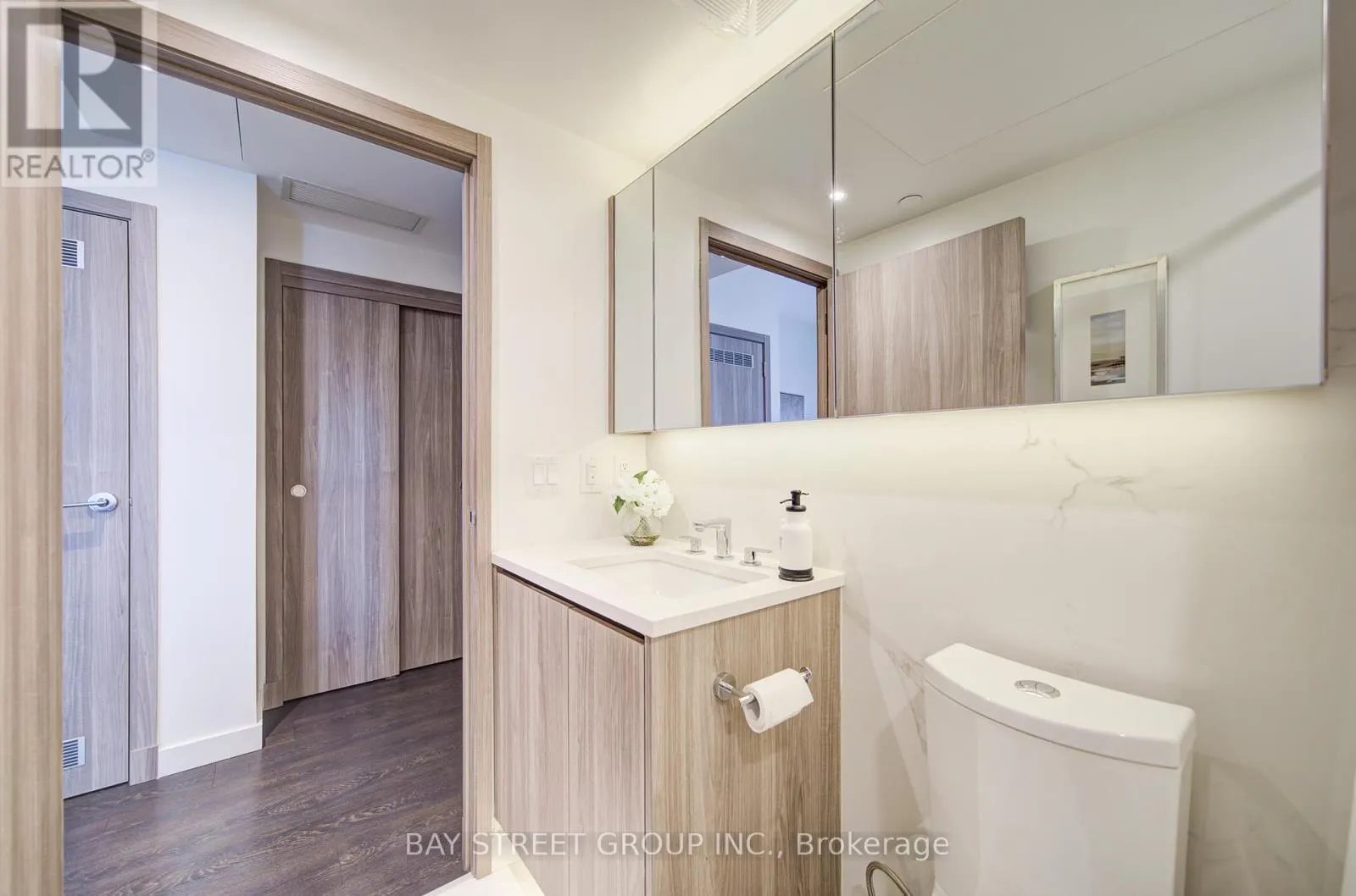 1507 - 27 MCMAHON DRIVE