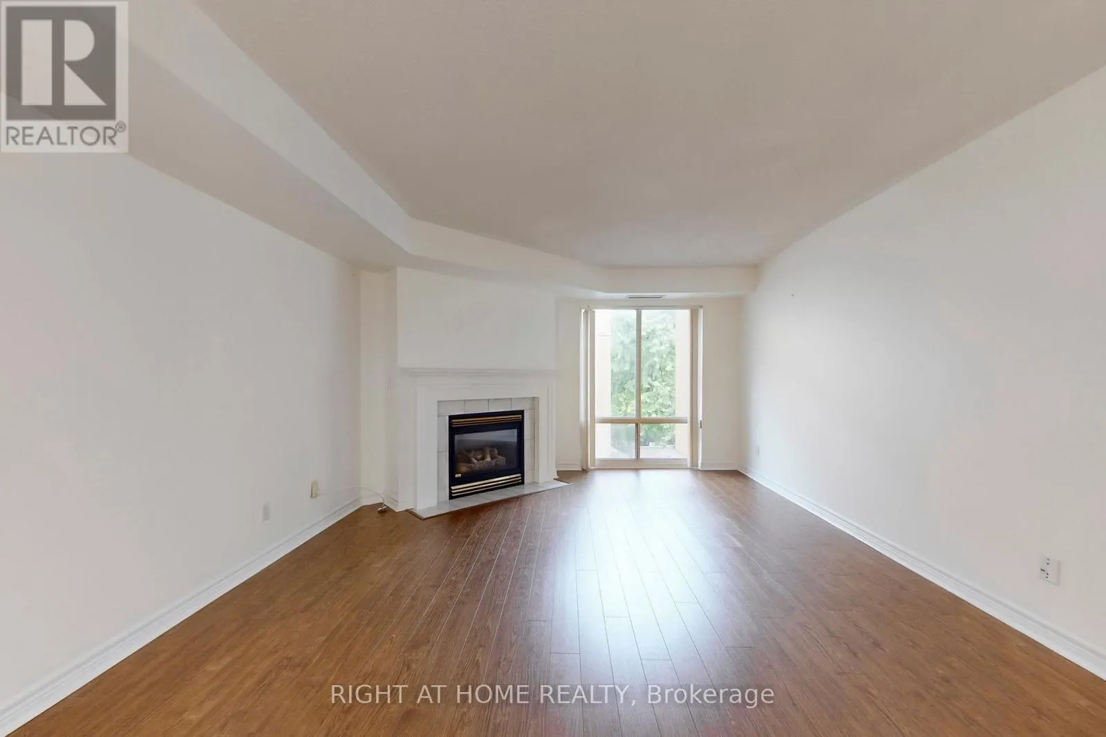 310 - 211 RANDOLPH ROAD