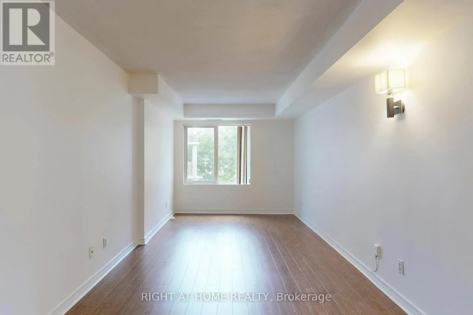 310 - 211 RANDOLPH ROAD