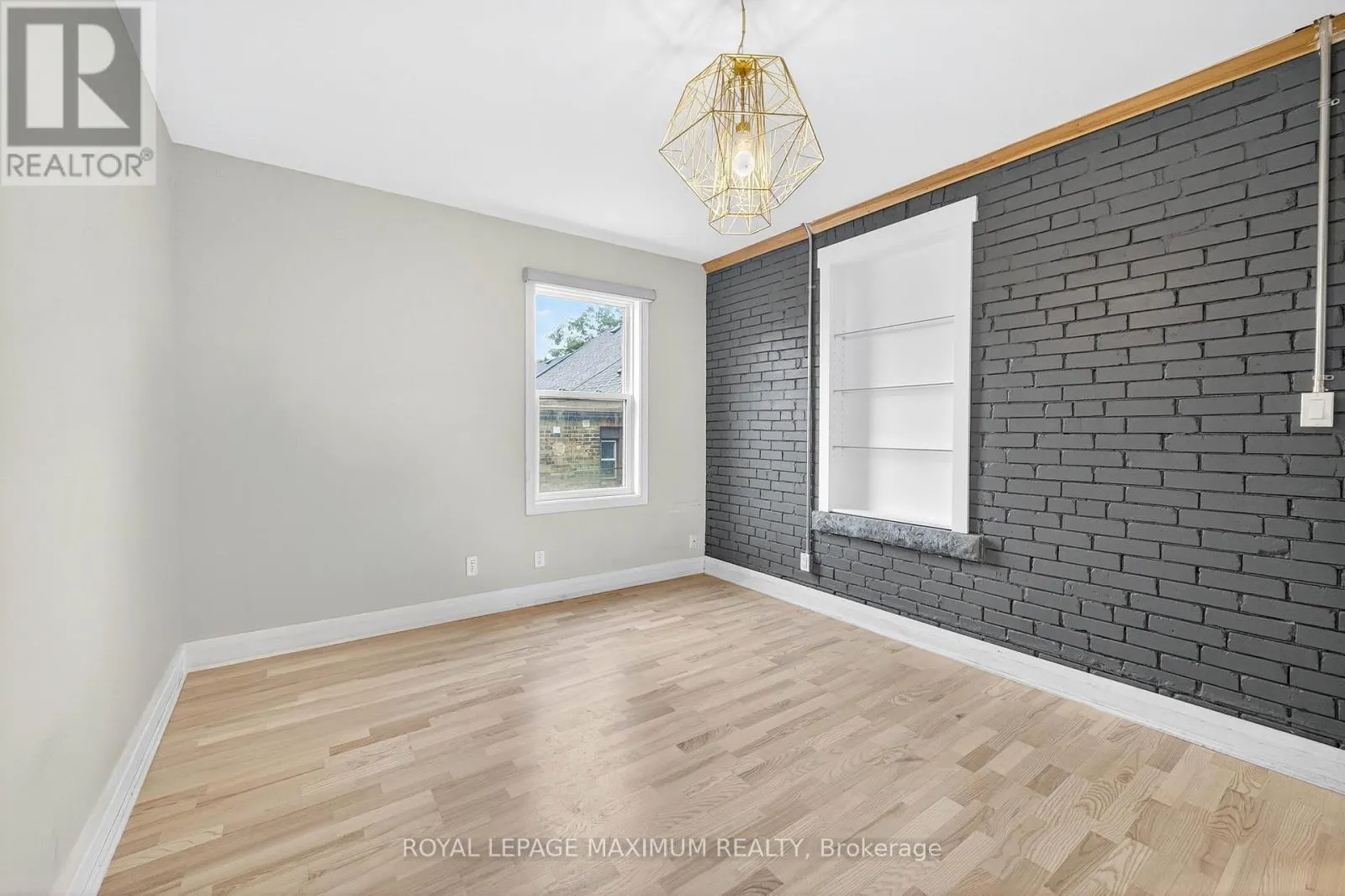 UNIT 2 - 263 BROCK AVENUE