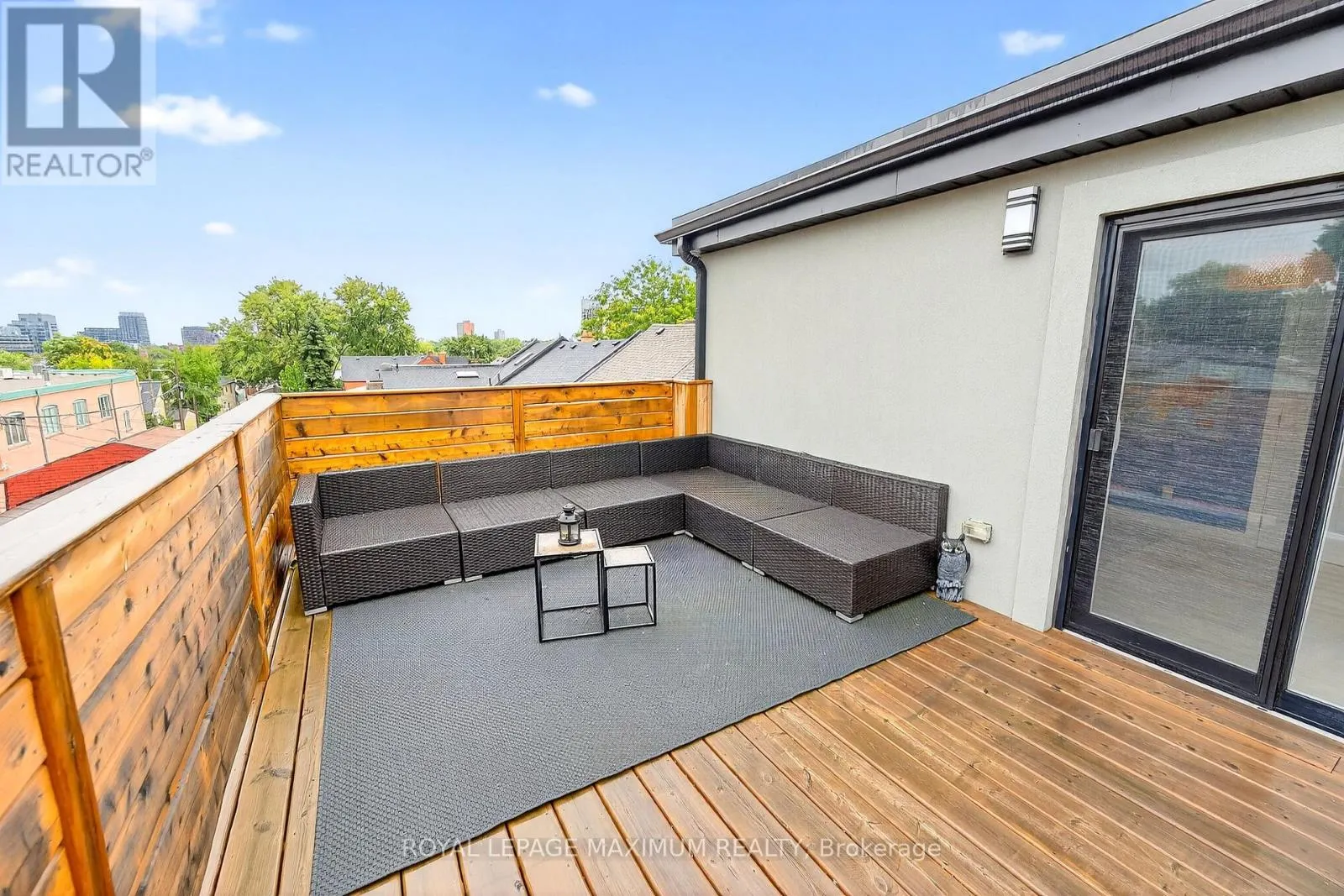 UNIT 2 - 263 BROCK AVENUE
