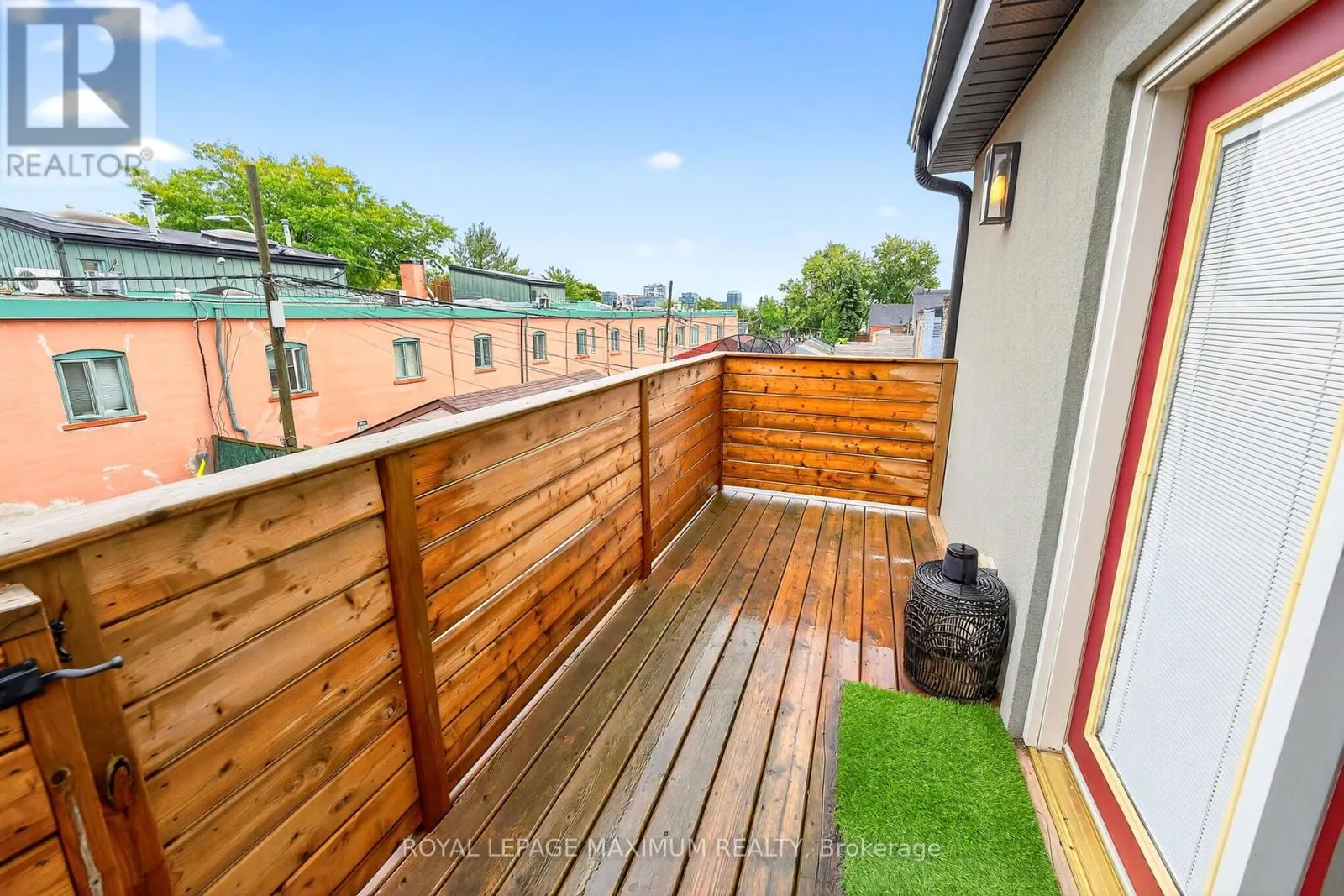 UNIT 2 - 263 BROCK AVENUE