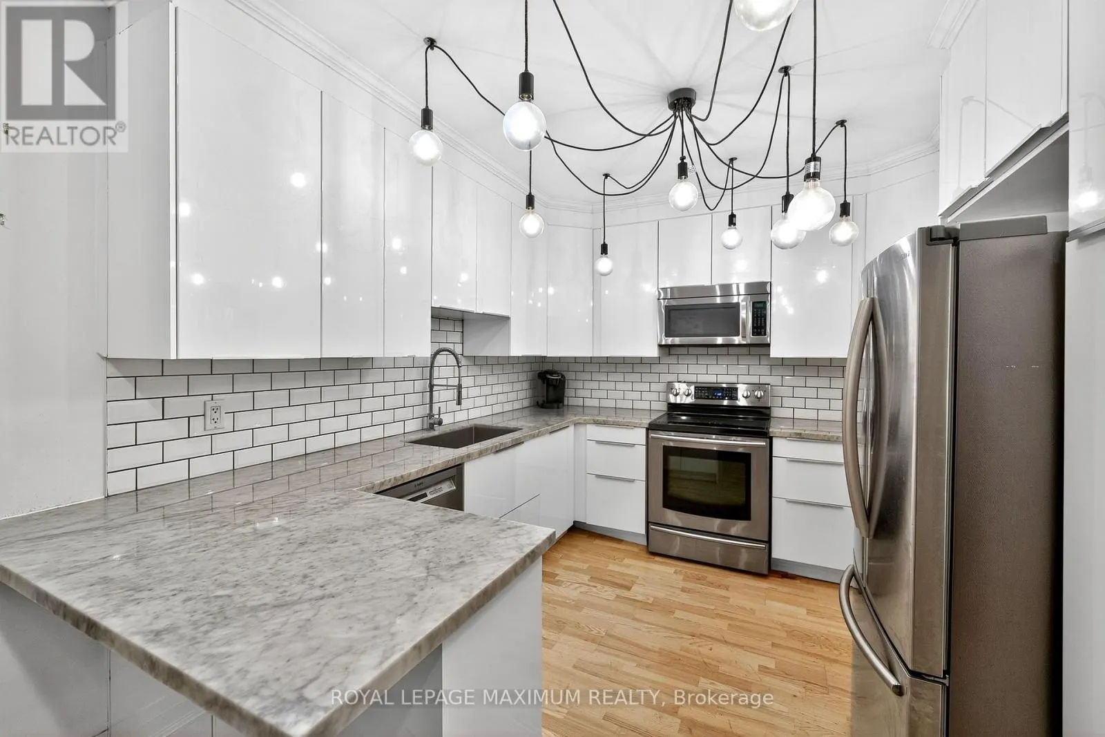UNIT 2 - 263 BROCK AVENUE