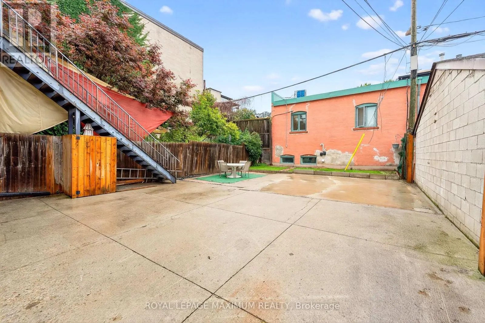 UNIT 2 - 263 BROCK AVENUE