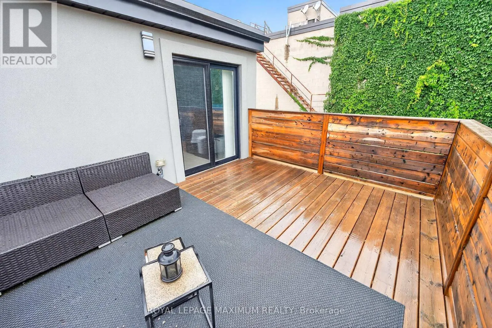 UNIT 2 - 263 BROCK AVENUE