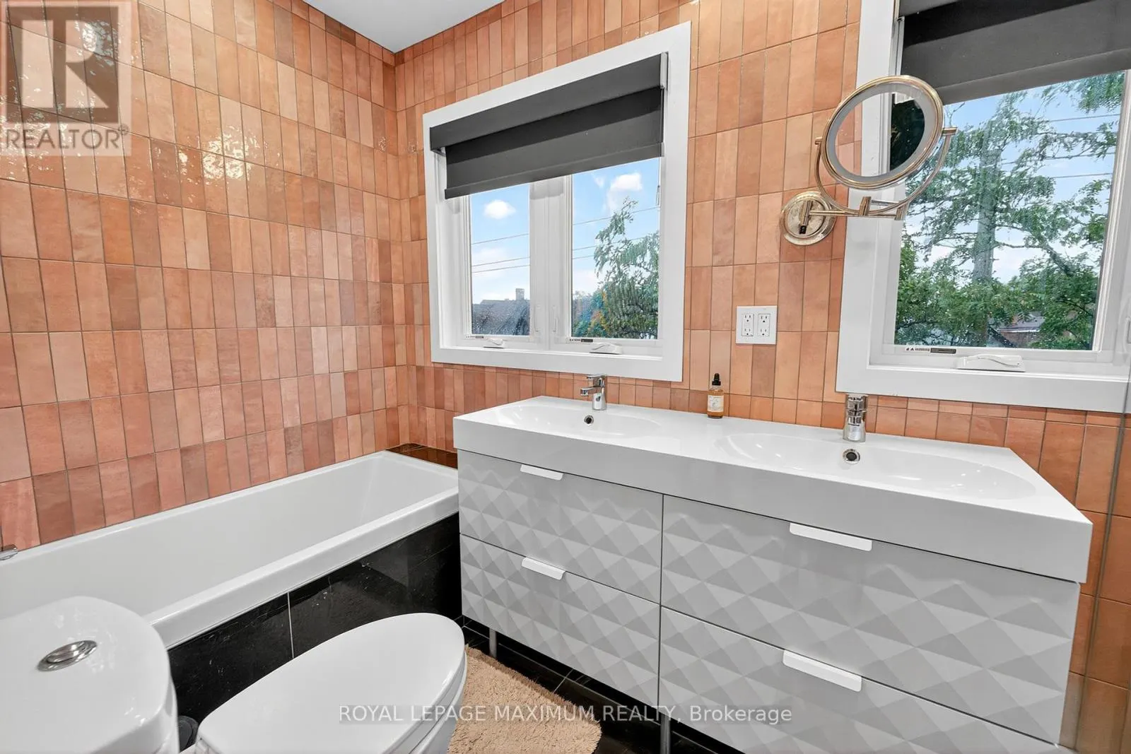 UNIT 2 - 263 BROCK AVENUE