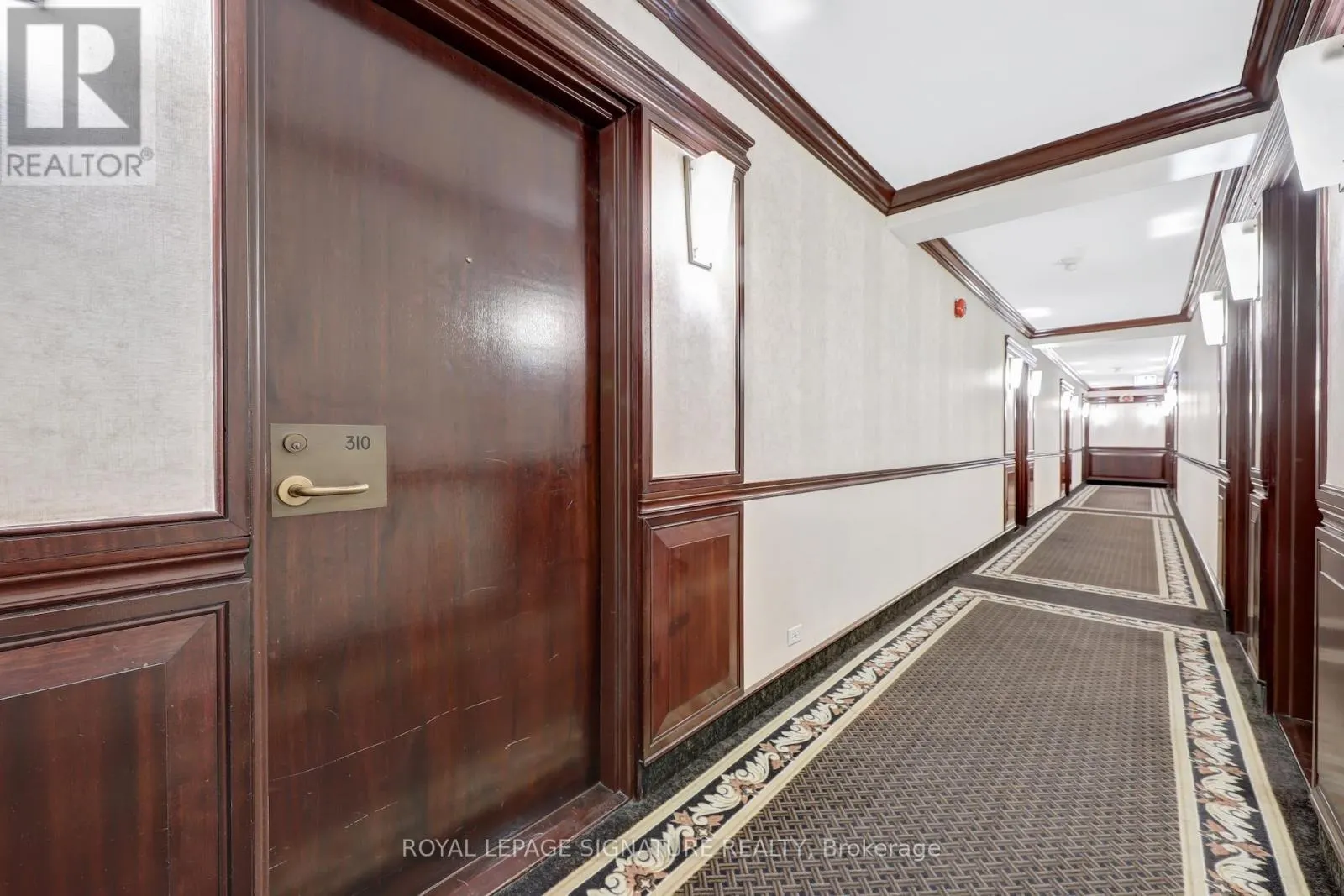 310 - 88 CHARLES STREET E