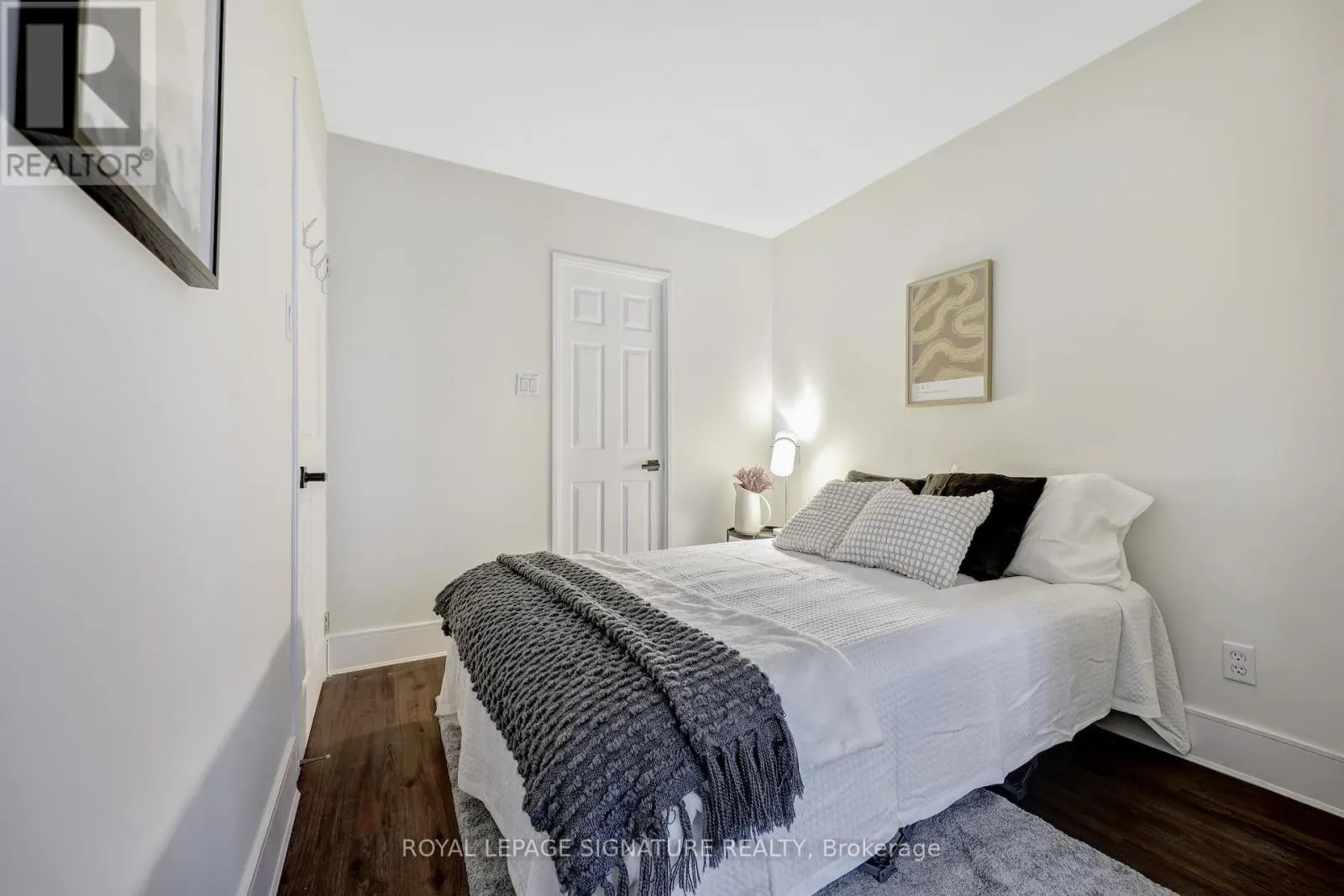 310 - 88 CHARLES STREET E