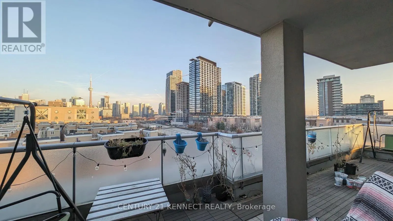 610 - 1 SHAW STREET