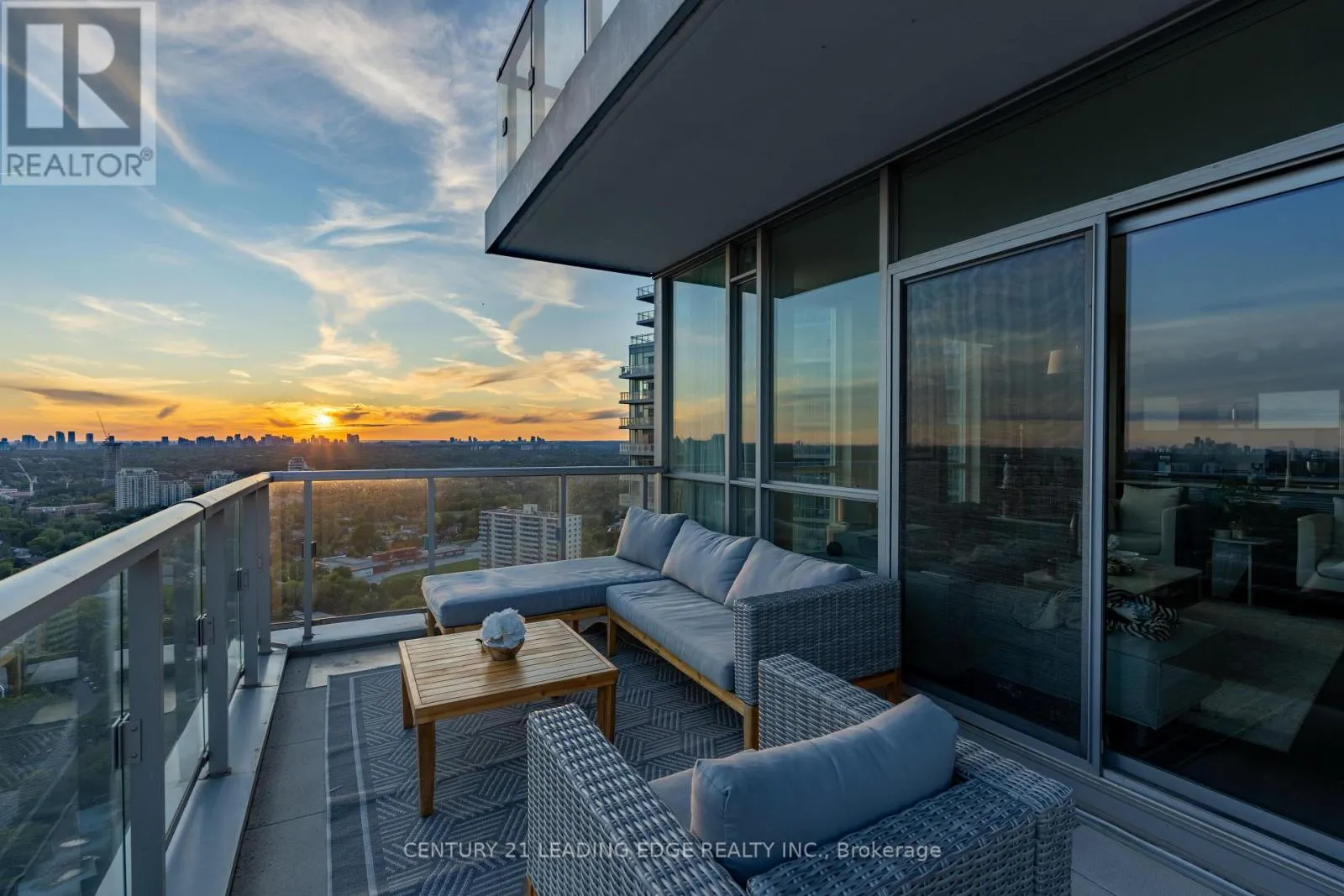 2305 - 62 FOREST MANOR ROAD