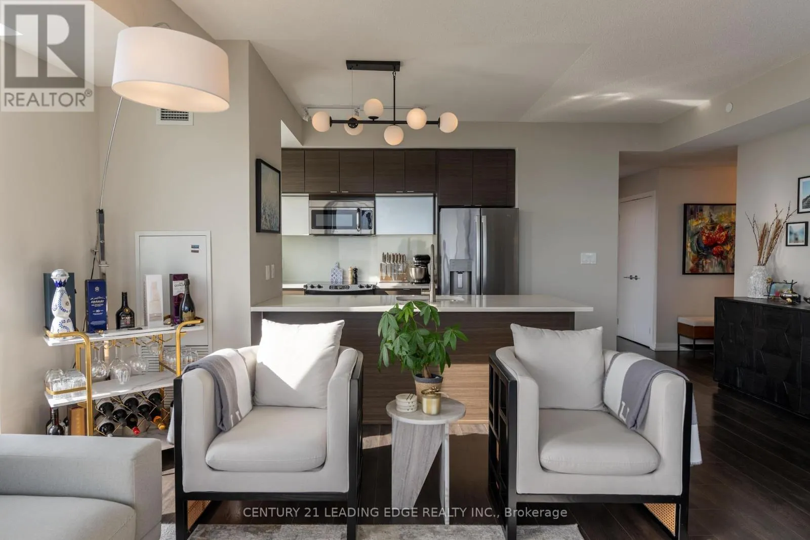 2305 - 62 FOREST MANOR ROAD