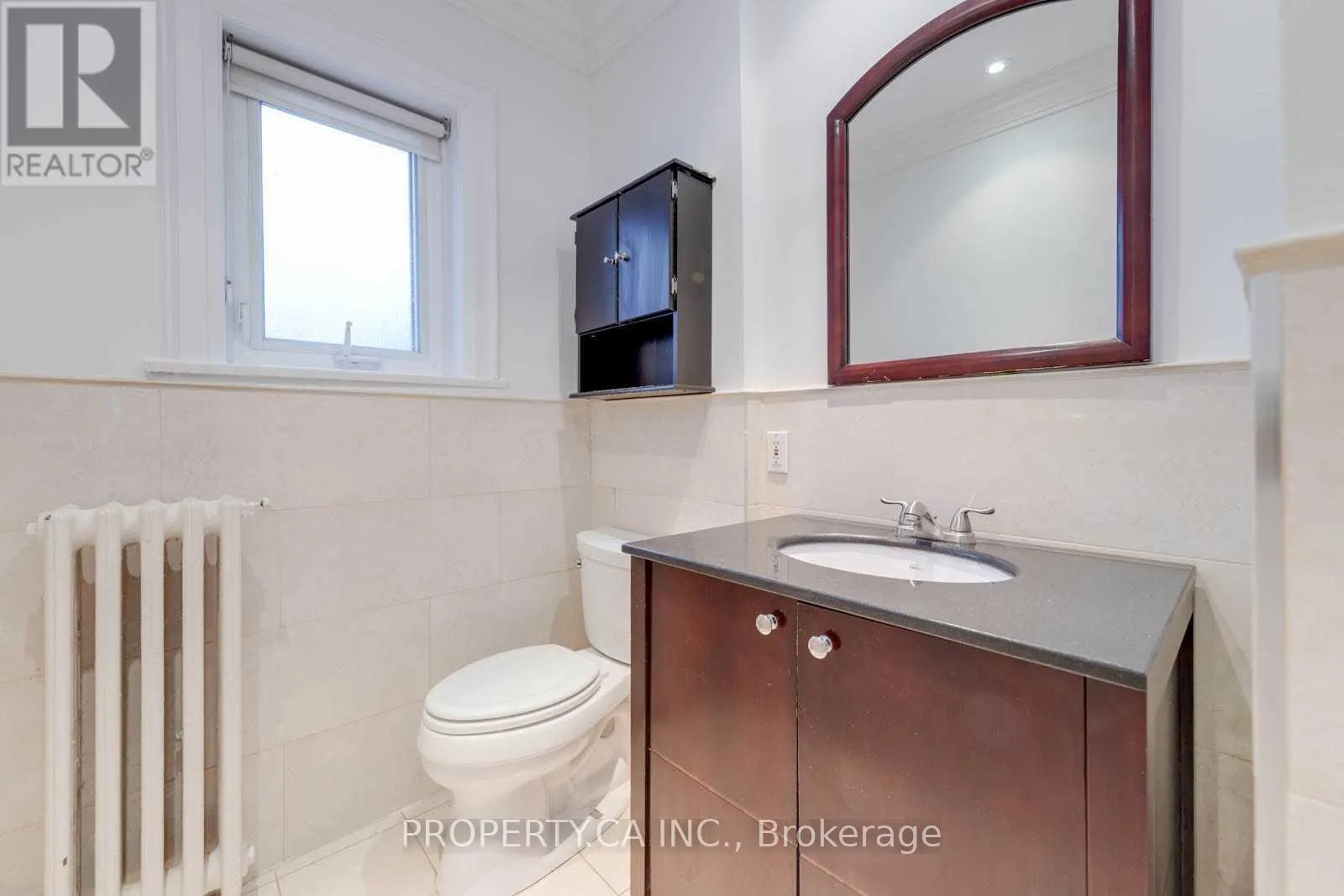 MAIN - 460 ORIOLE PARKWAY
