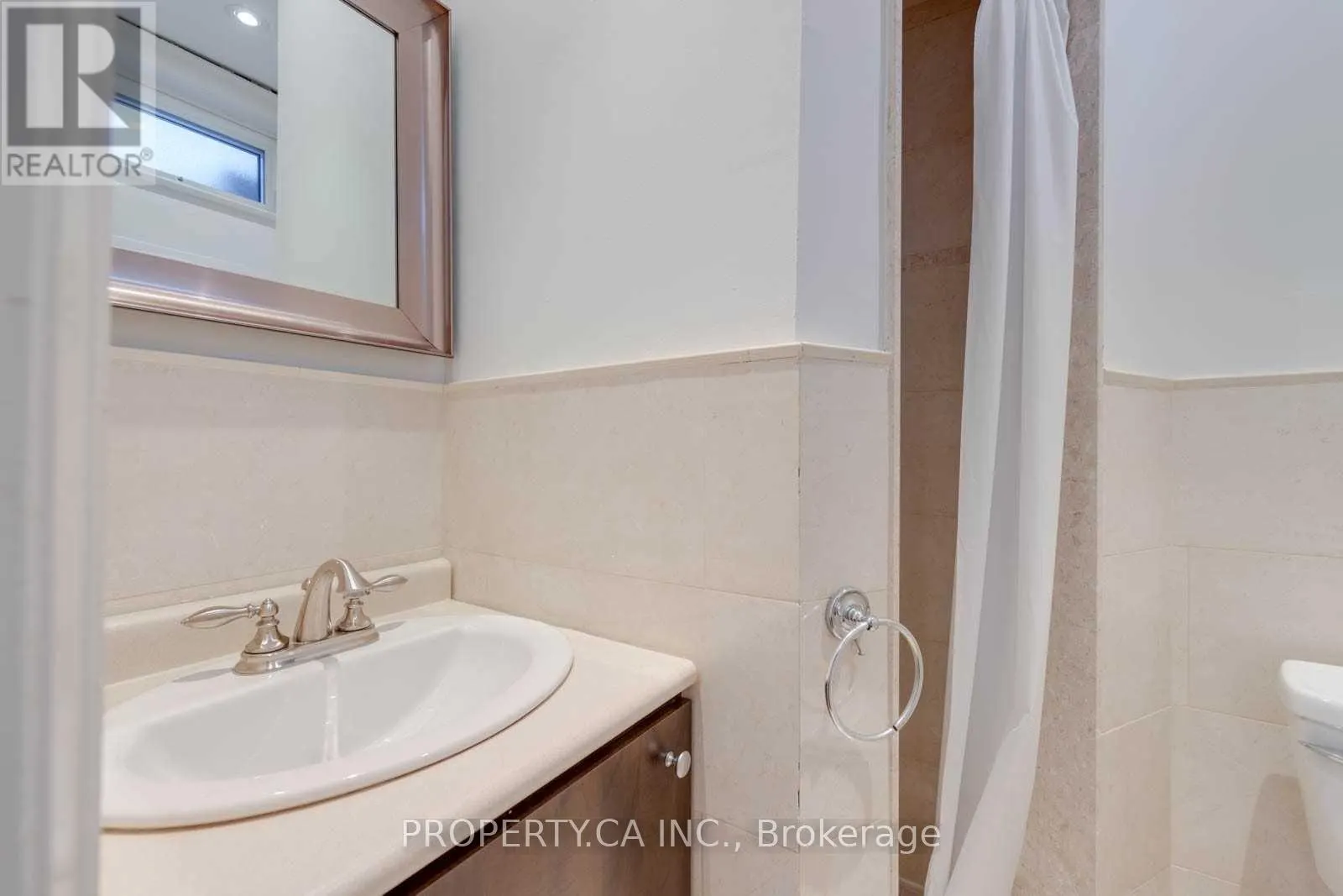 MAIN - 460 ORIOLE PARKWAY