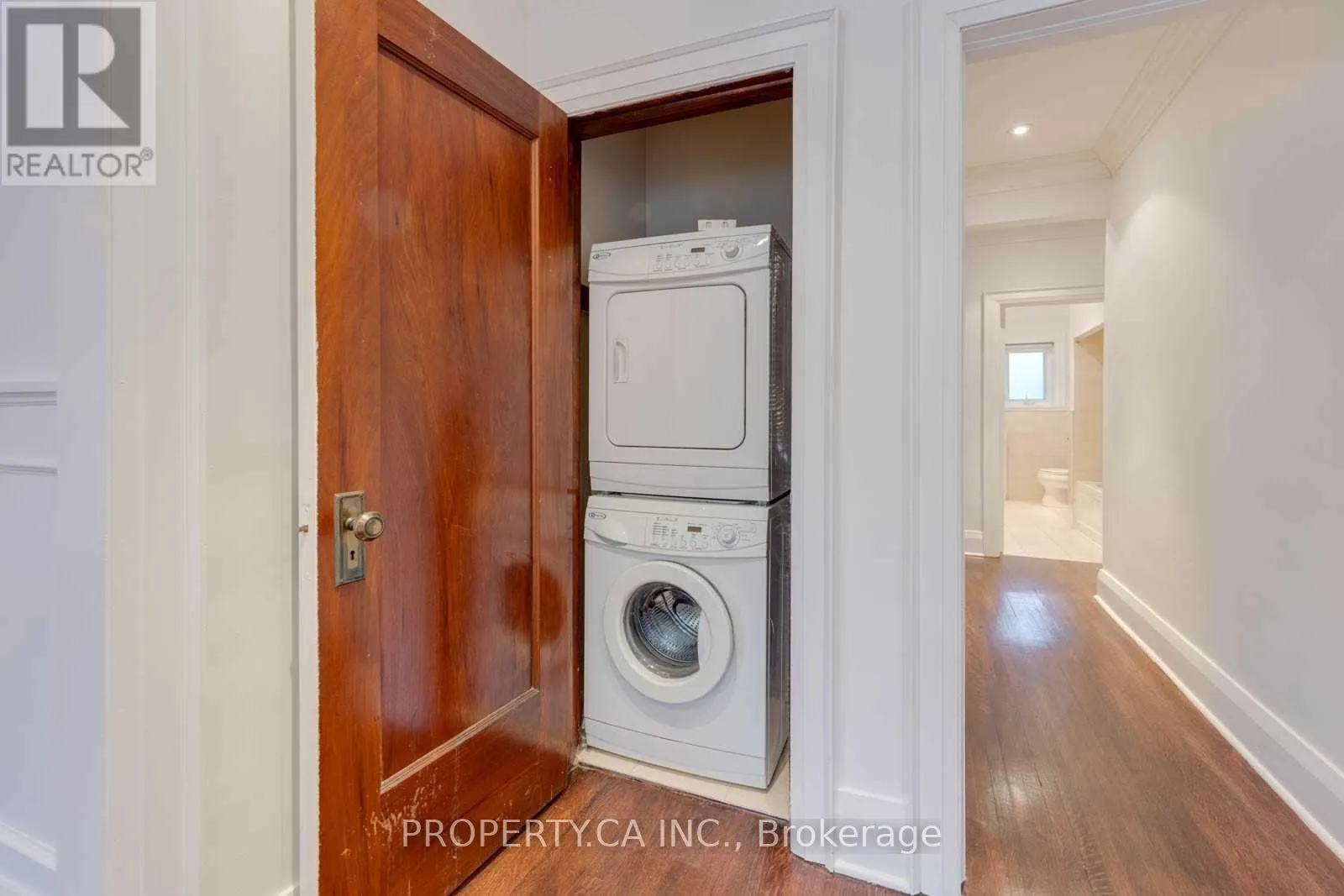 MAIN - 460 ORIOLE PARKWAY