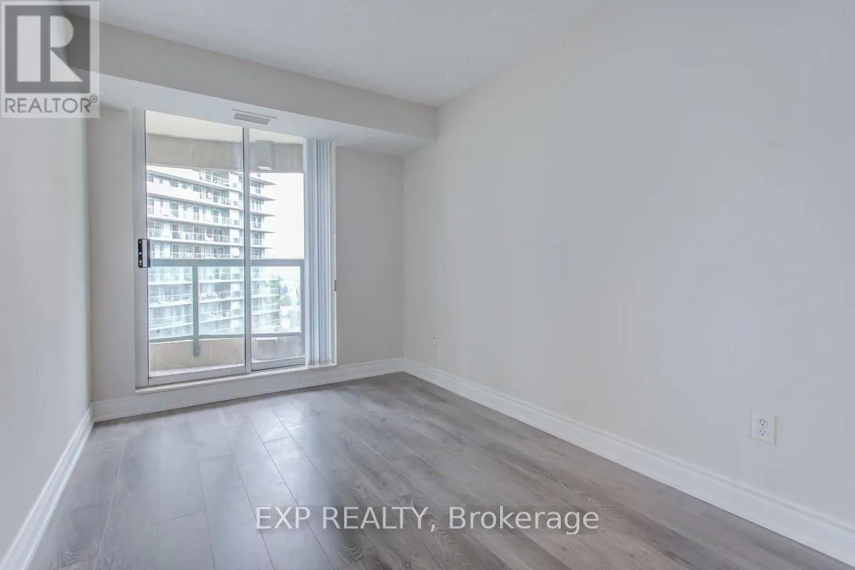 1202 - 23 LORRAINE DRIVE