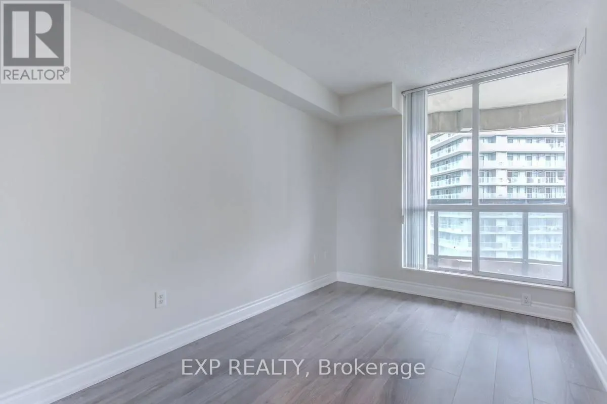 1202 - 23 LORRAINE DRIVE