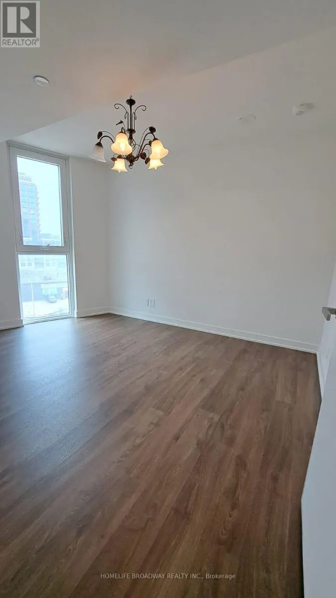 528 - 30 TRETTI WAY