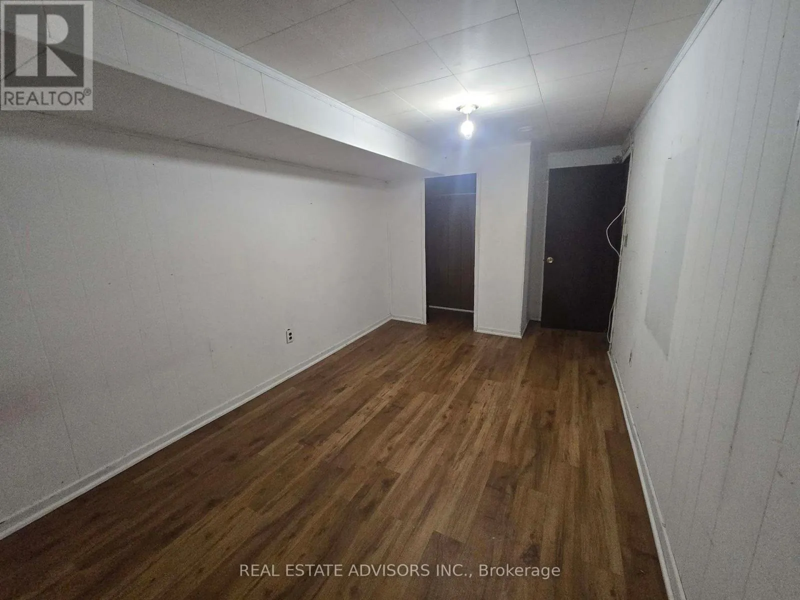 8 VIRGILWOOD DRIVE
