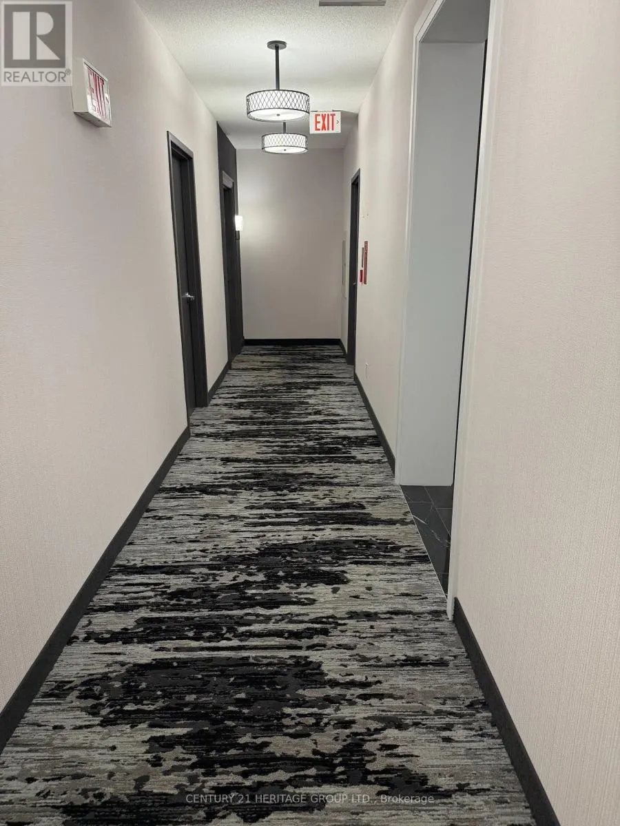 PH303 - 4968 YONGE STREET