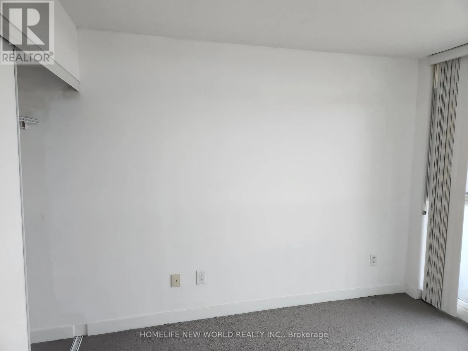 807 - 15 SINGER COURT