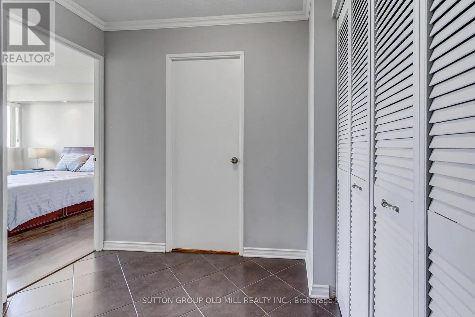 1604 - 133 TORRESDALE AVENUE