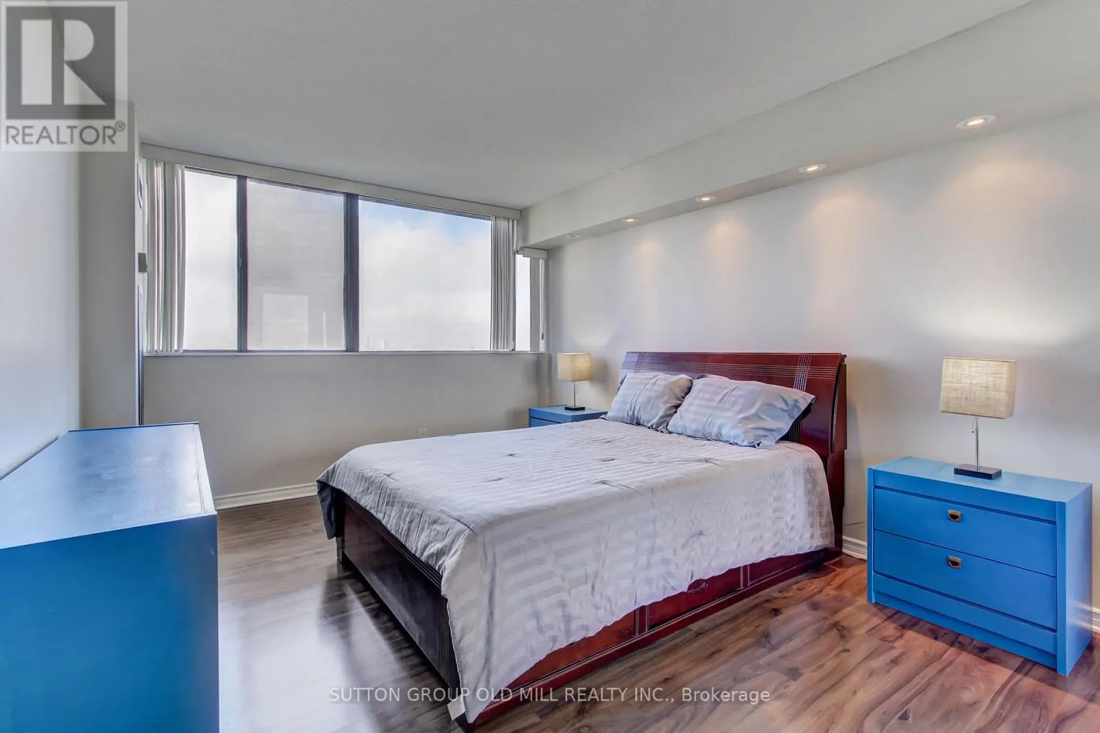 1604 - 133 TORRESDALE AVENUE