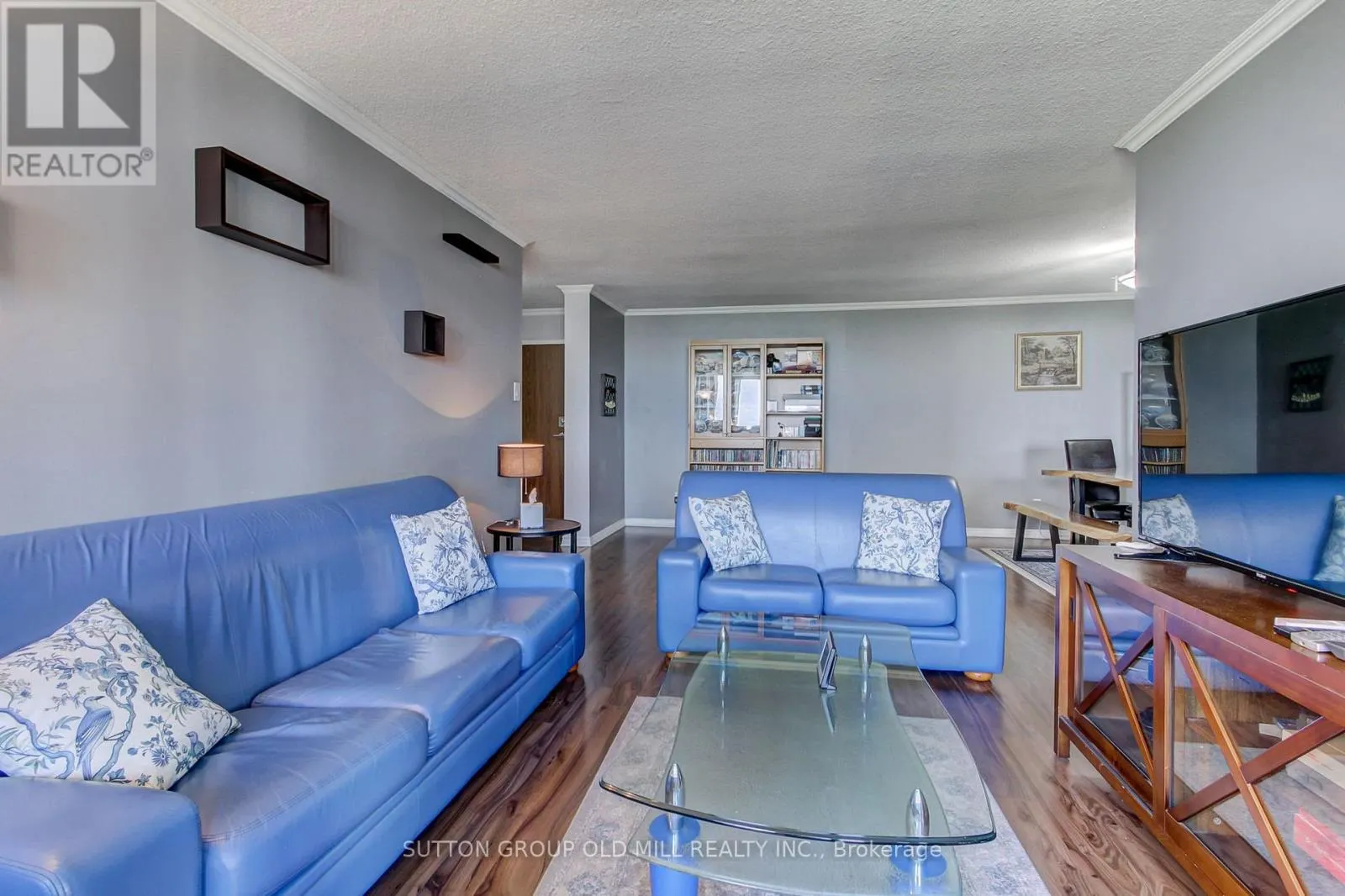 1604 - 133 TORRESDALE AVENUE