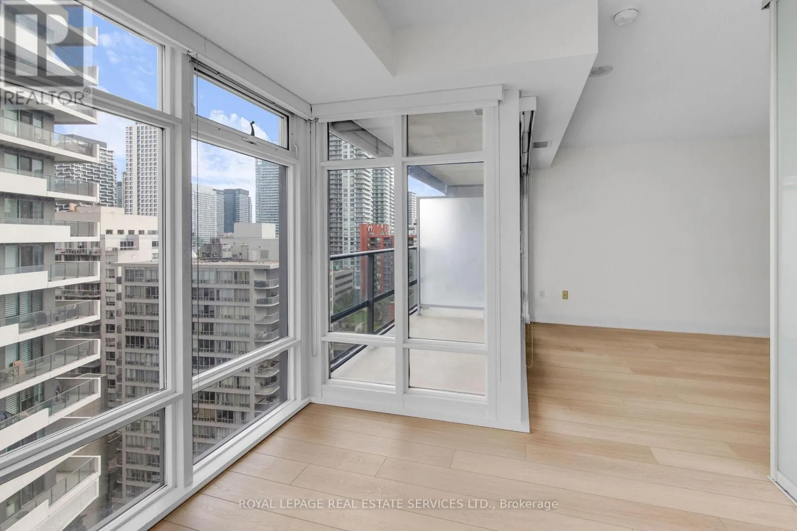 1909 - 2191 YONGE STREET